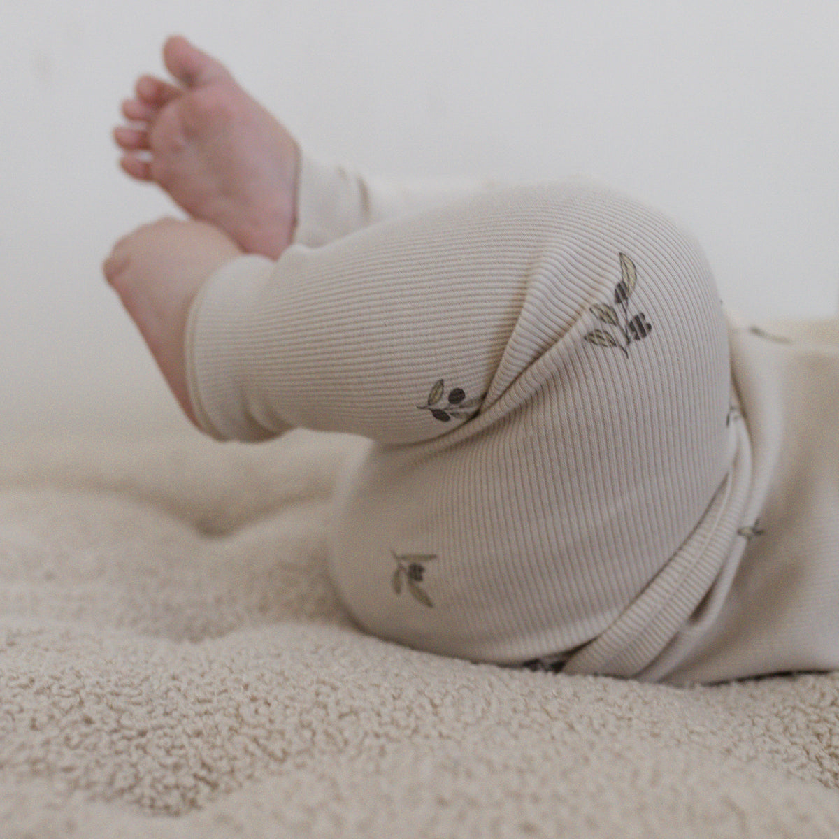 Organic Rib Leggings Tiny Olives