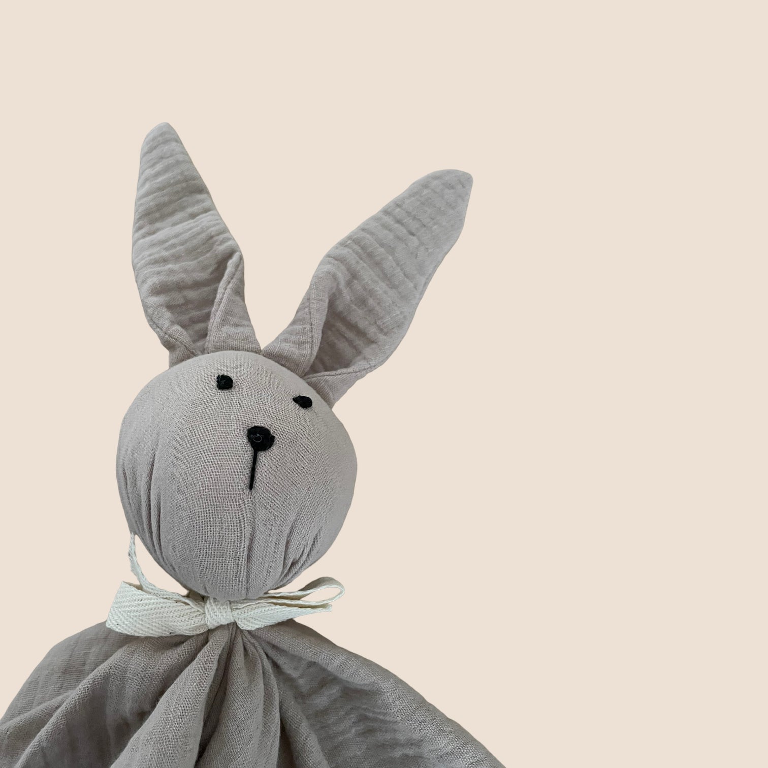 Kuschelhase 'Felix' dunkelbeige