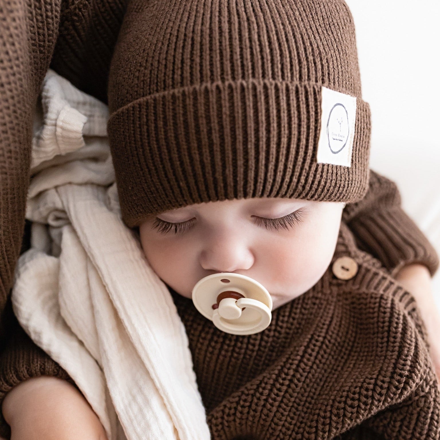 Organic Knit Beanie Chocolate