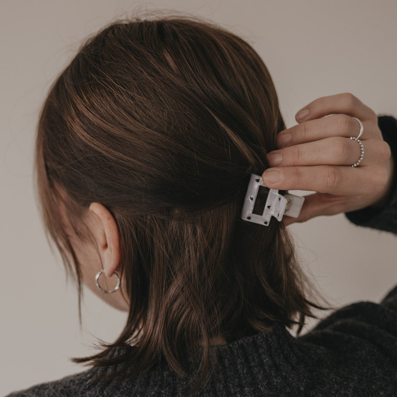 Haarspange eckig klein Herzen schwarz Pearl