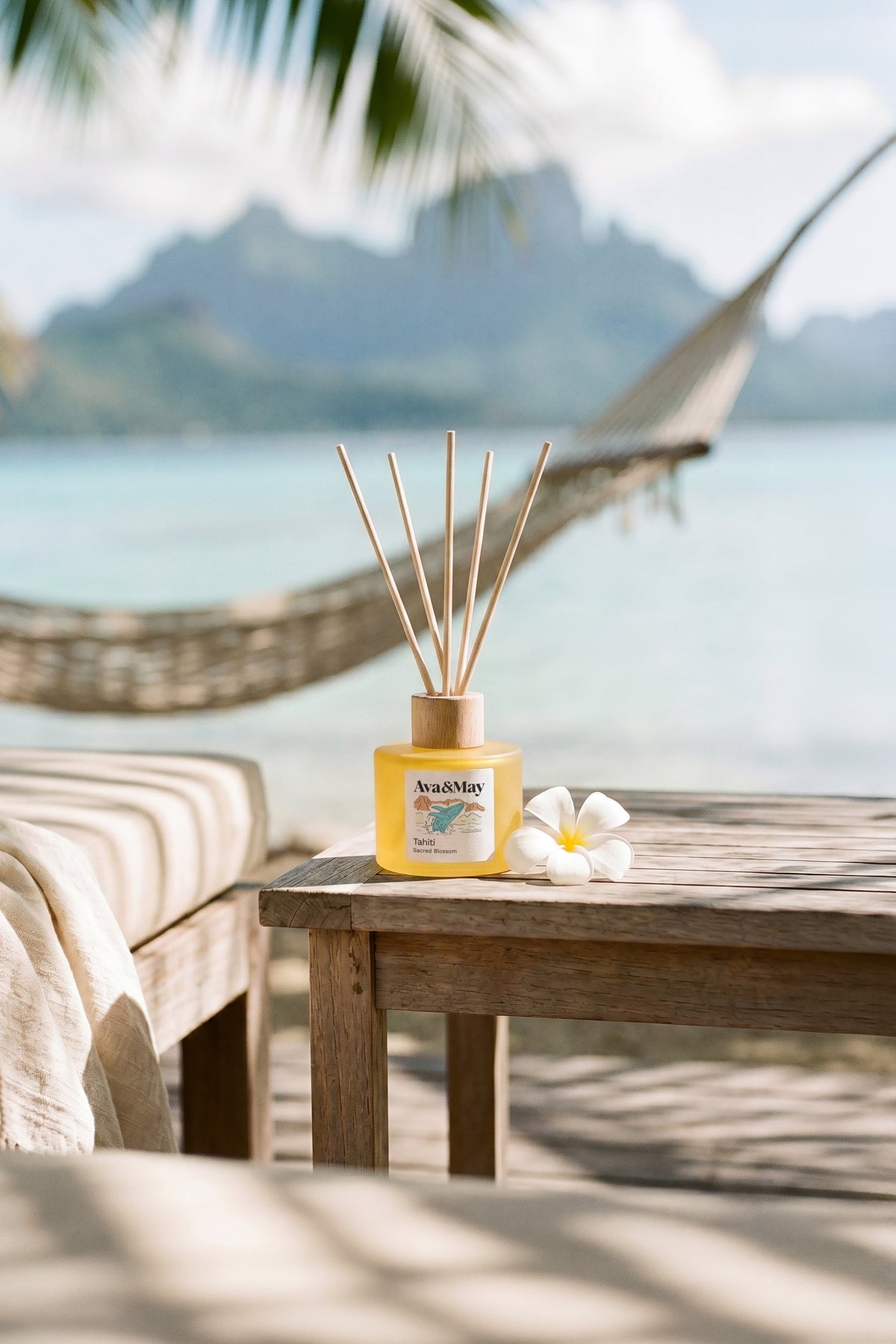 Duftstäbchen Tahiti mit Rattan-Stäbchen, Blush Couture