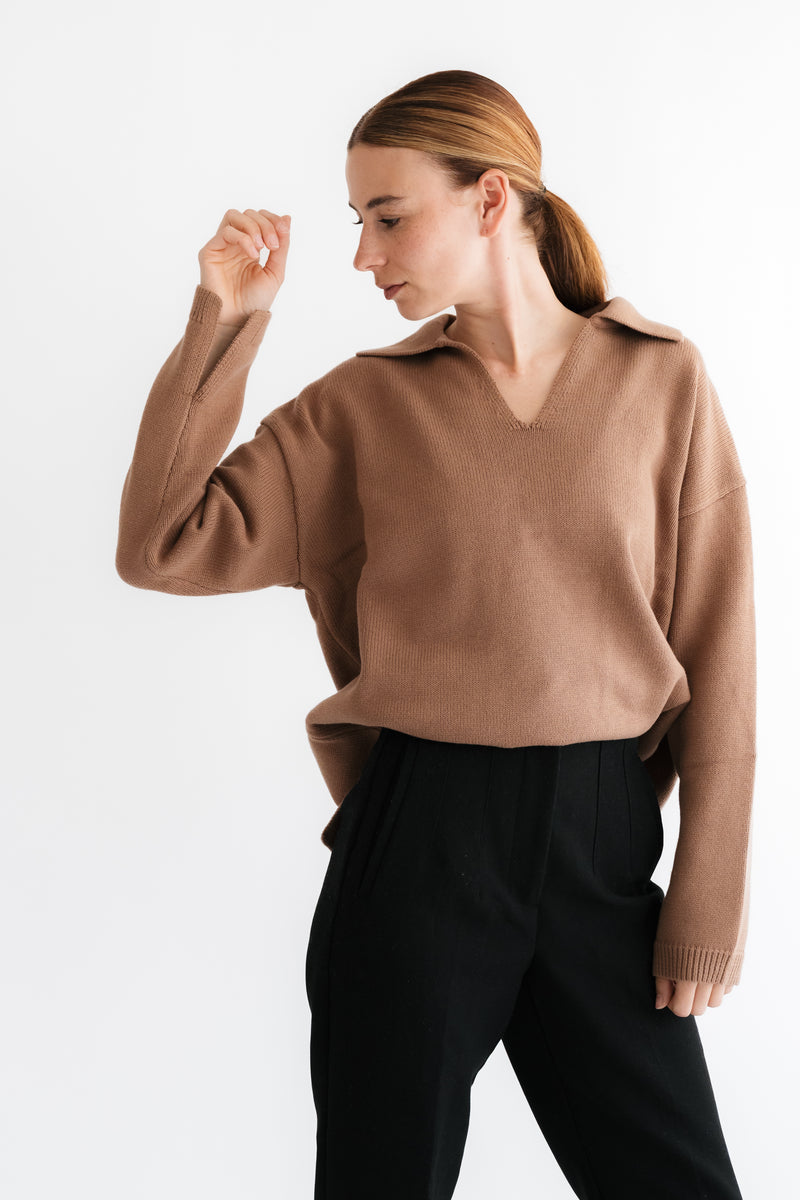 Leichter Strickpullover mocca