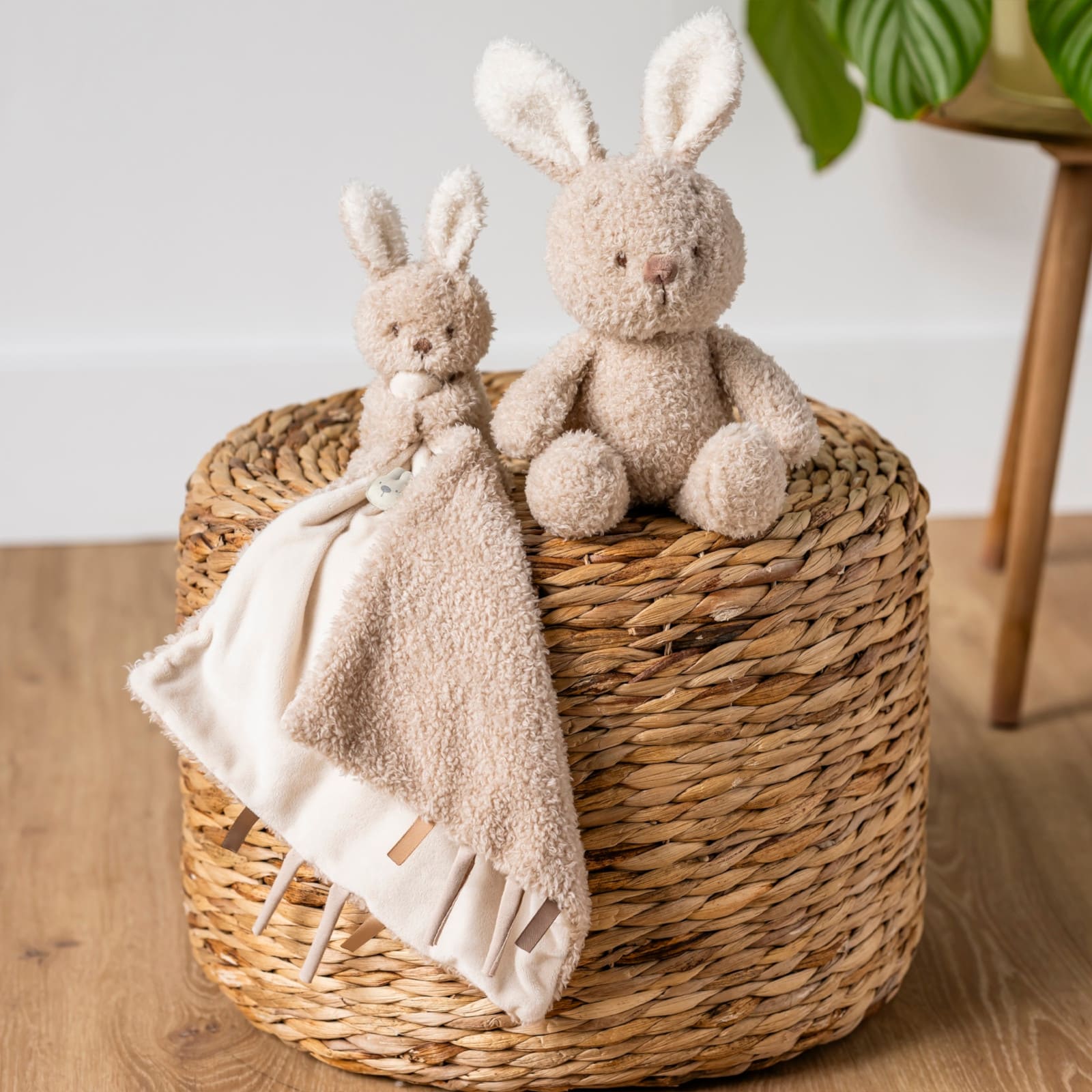 Kuscheltuch mit Kuscheltier Hase