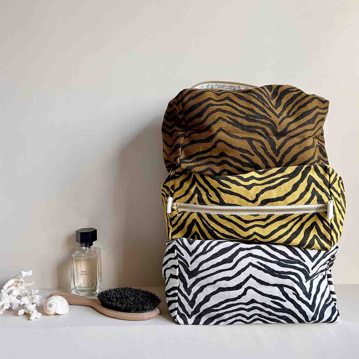 Necessaire VIC zebrou greige