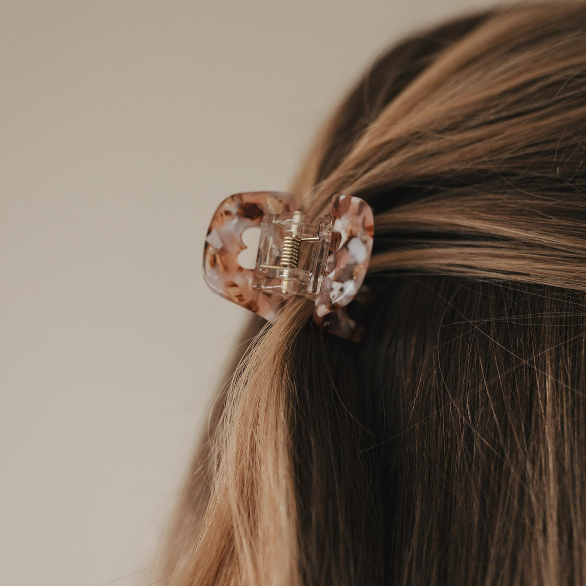 Haarspange klein Herz Almond aus Acetat, Blush Couture