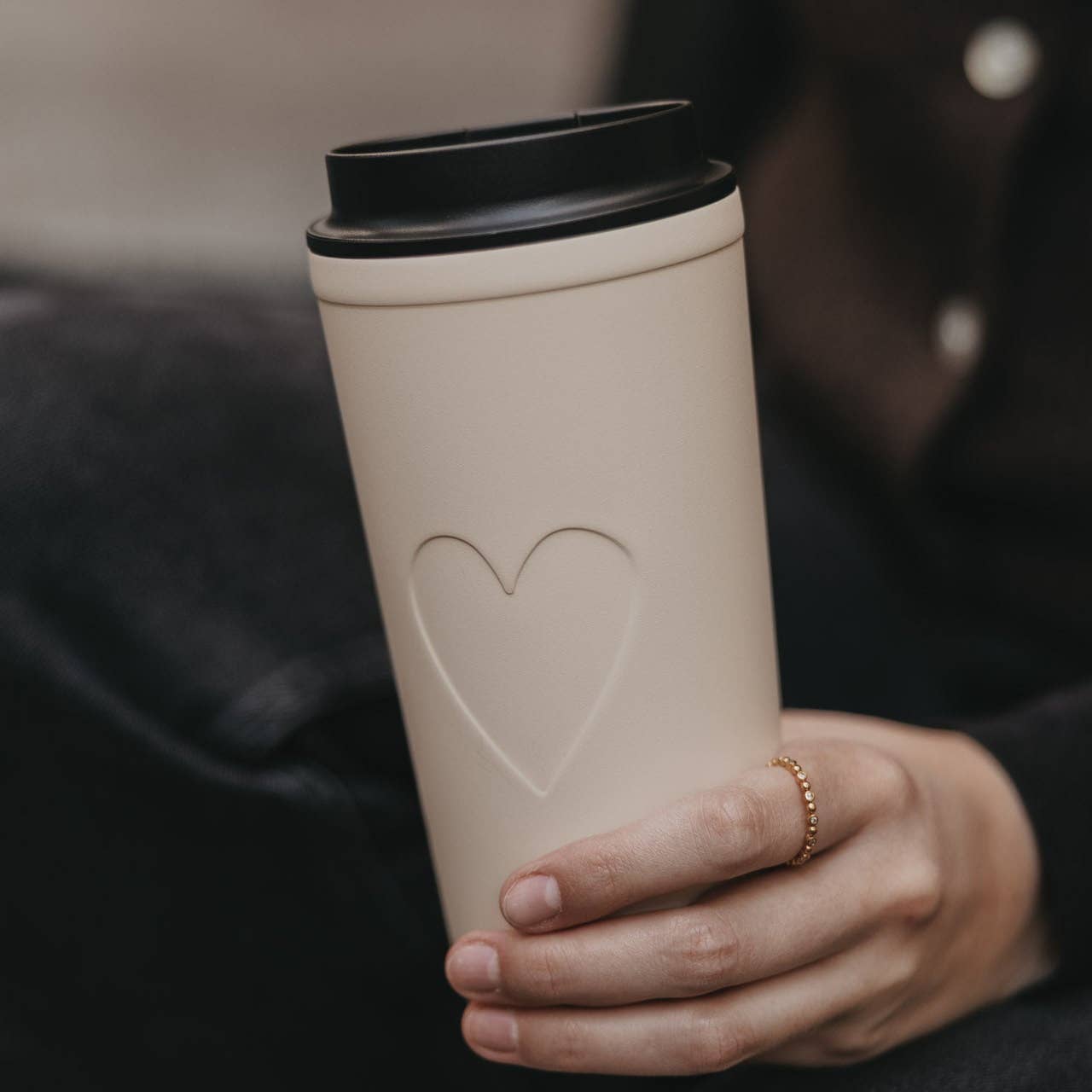 To go Becher Herz creme