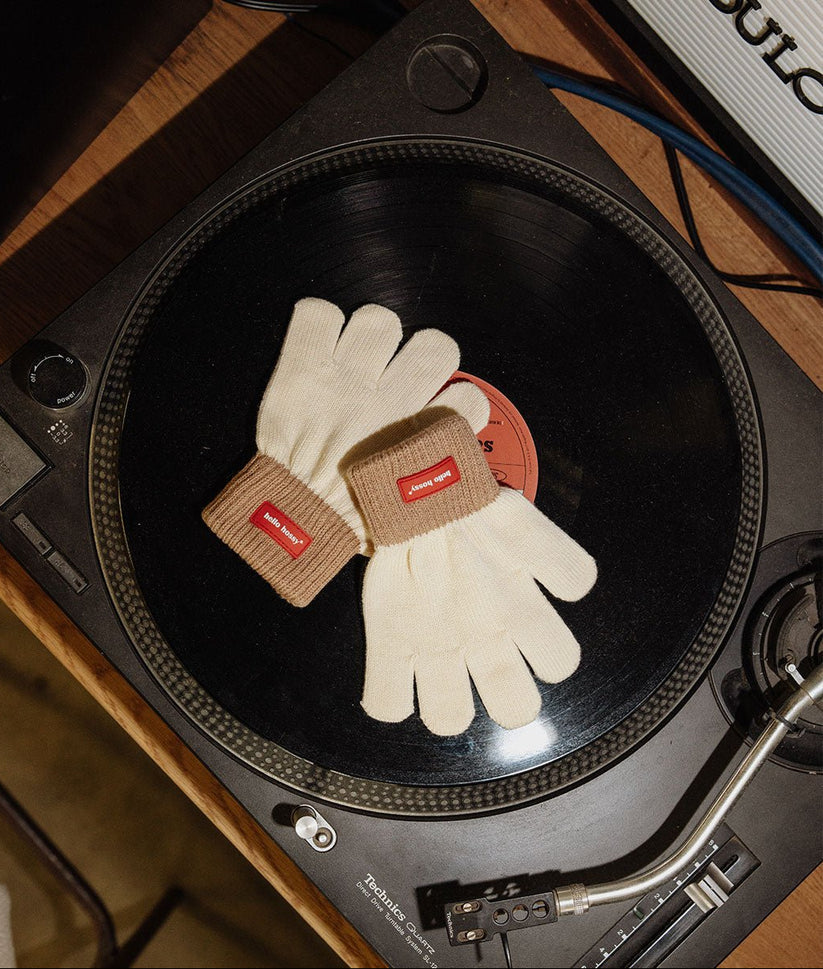 Hello Hossy Handschuhe Handy Sandy