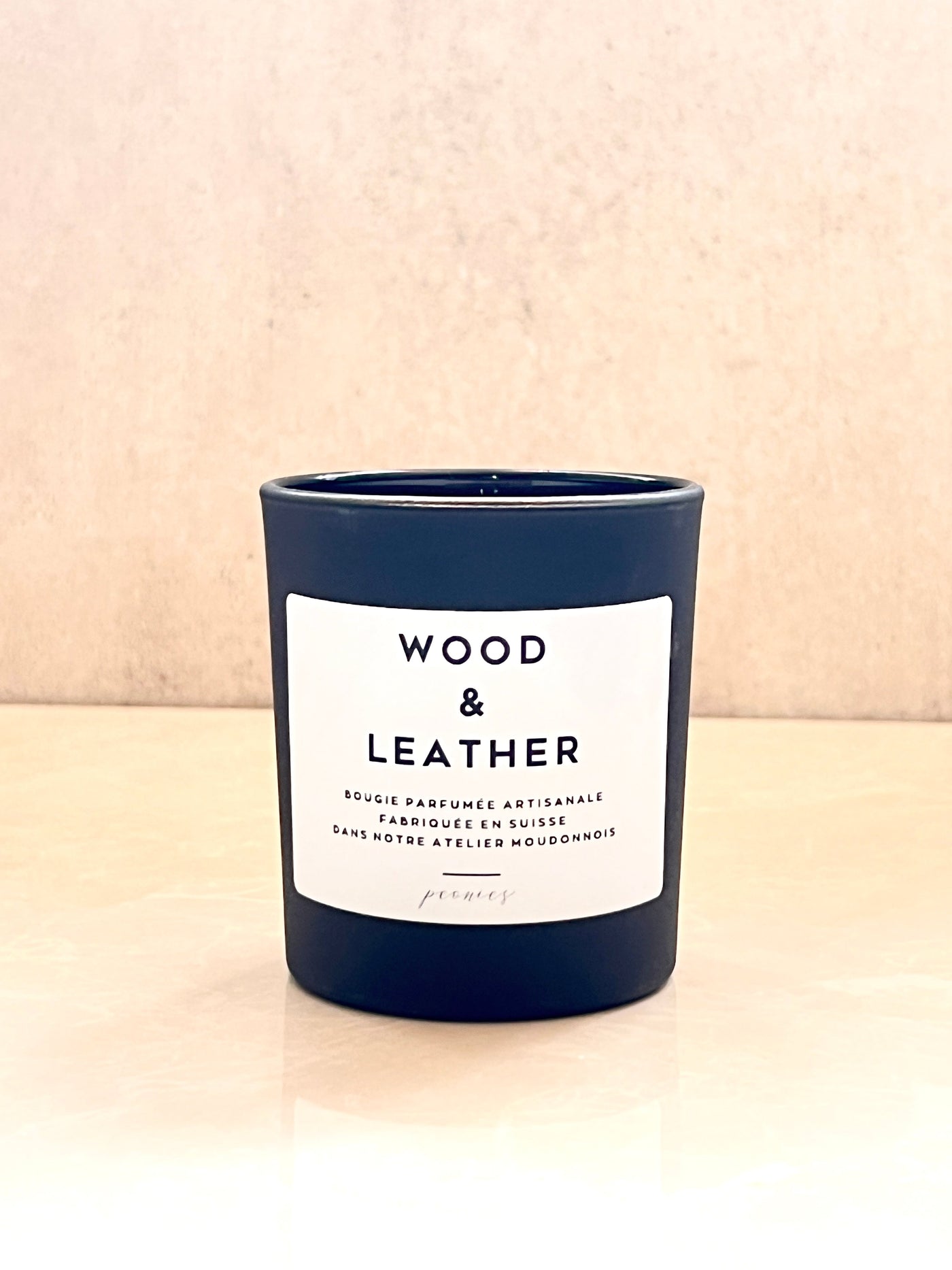 WOOD & LEATHER