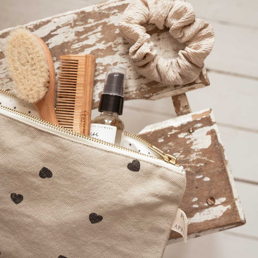 Kosmetiktasche Lili gross Herz sand