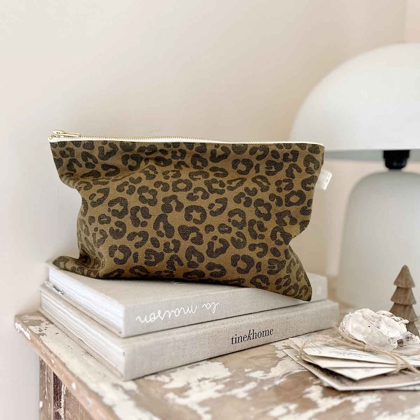 Kosmetiktasche Lili gross Leo olive