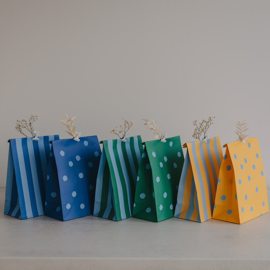 Papiertüten Streifen & Punkte Blau S im 6er Set